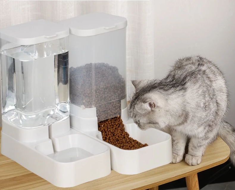 Automatische Voer- en Waterdispenser voor Huisdieren